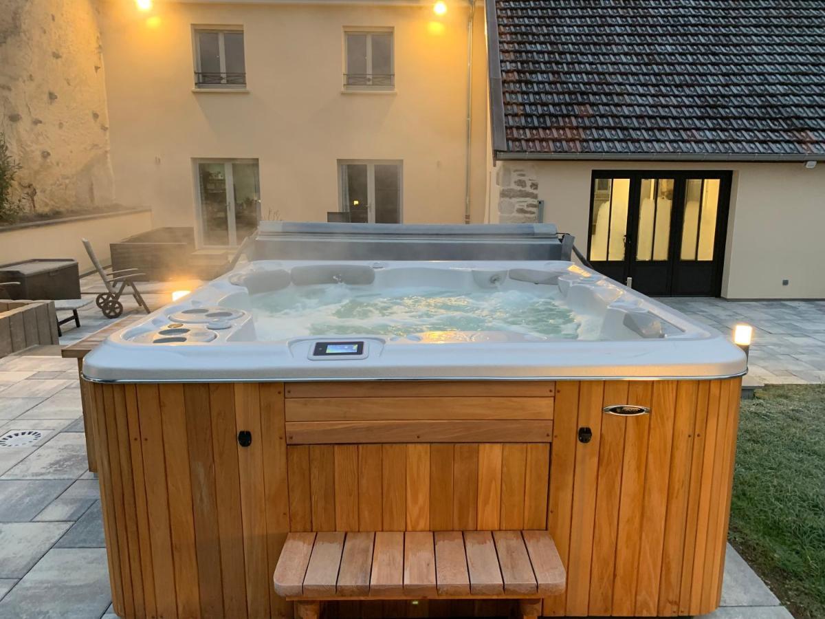 Chez La Rose Luxueuse Cottage Avec Jacuzzi Rouvres-la-Chétive Exterior foto